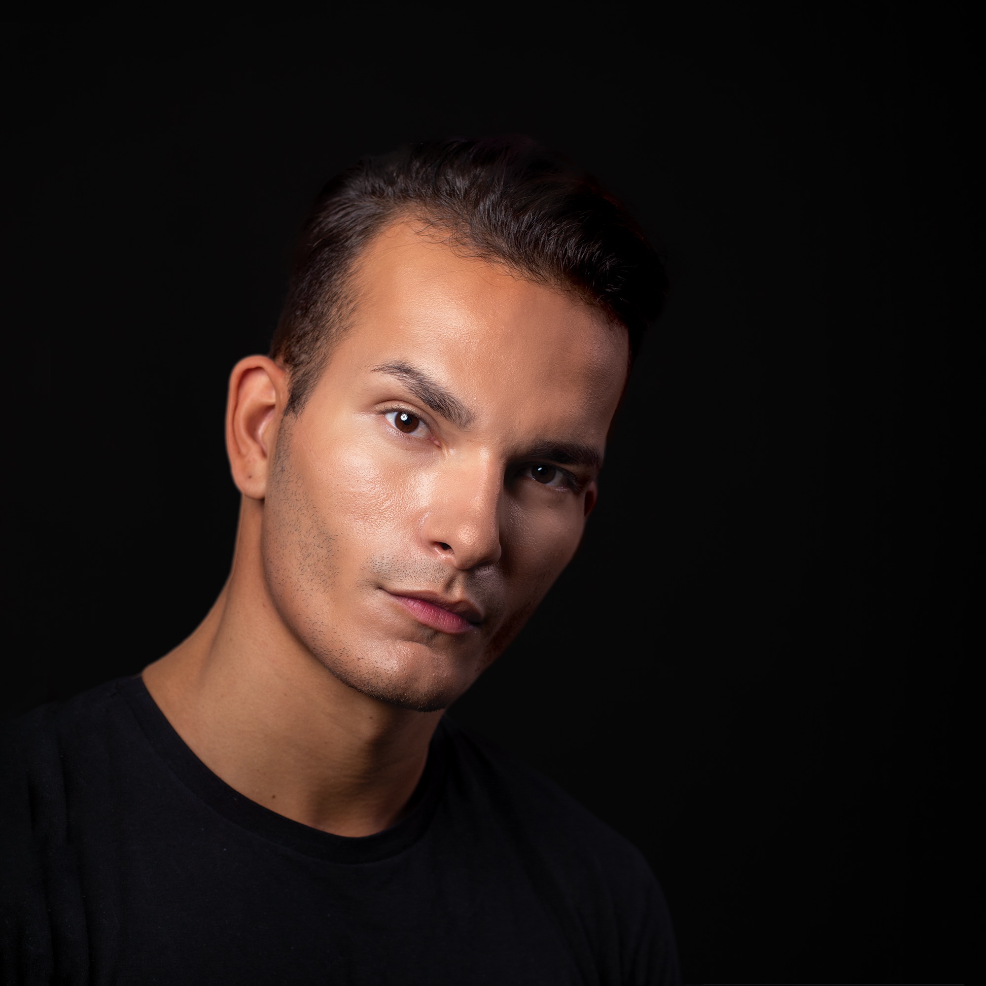 Iago Breschi headshot